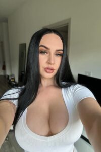 Emily’s Bangin’ Bikini Bod (2025)